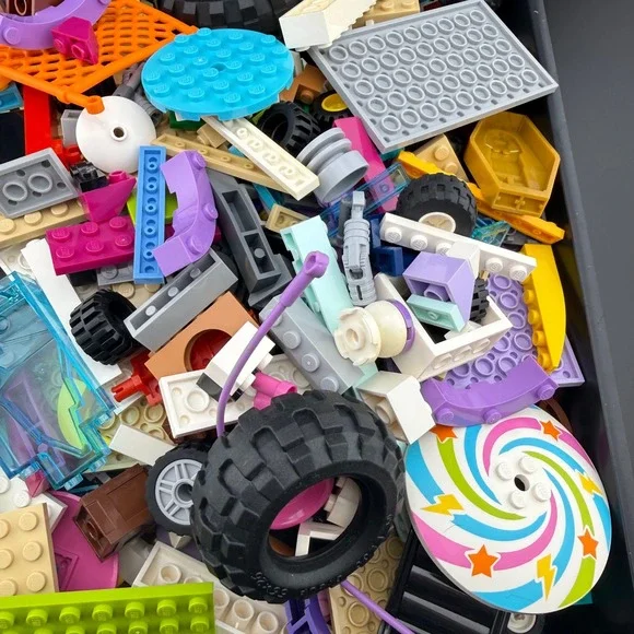 Lego Bulk Lot 2lb Mixed Multicolor Bricks Plates Wheels Specialty Pieces - Picture 2 of 6